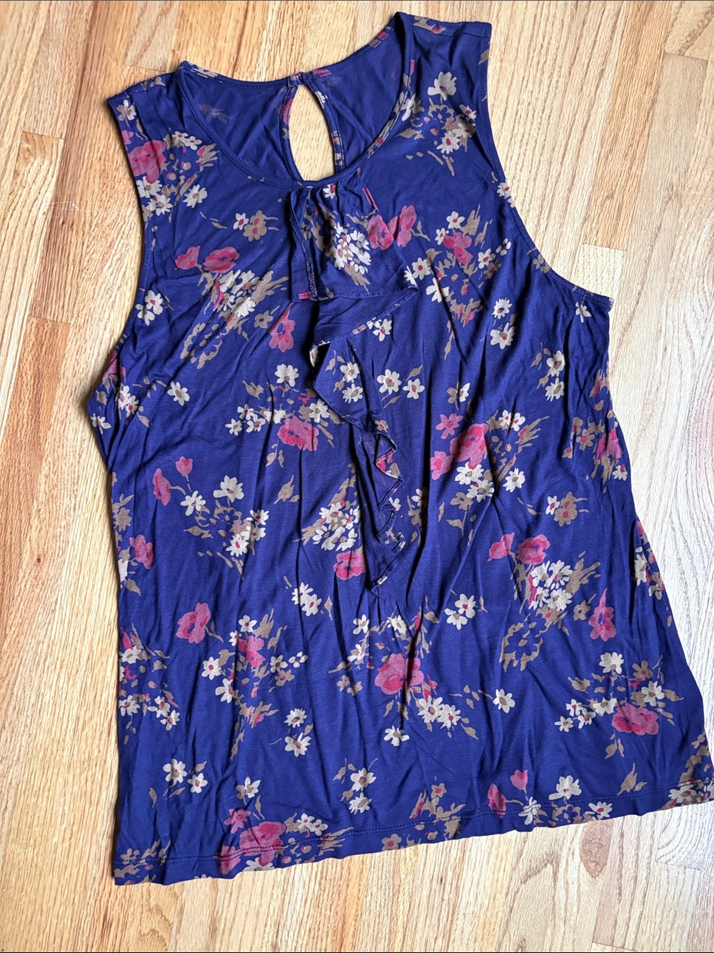 Chaps XL purple Floral Ruffle Keyhole Tank